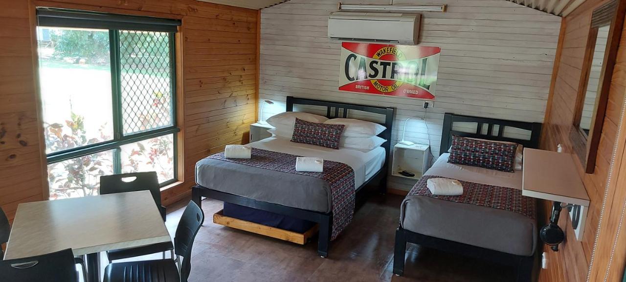 Litchfield Tourist Park Hotel Batchelor Ngoại thất bức ảnh